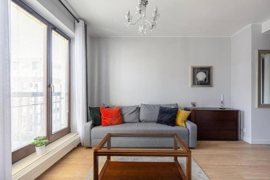 Апартаменты Urbannestgroup & Sz 7/20 Гданьск Экстерьер фото